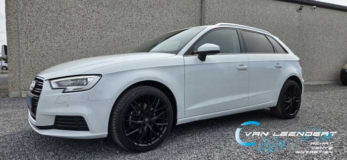 Audi A3 sportback !!! 60.000kms !!! JA 18",GPS,CLIM,XENON, PDC !!GARANTIE!! 