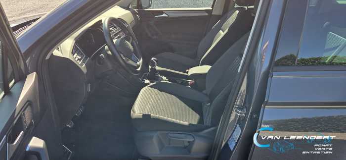 Volkswagen Tiguan 2WD  "ACTIVE" 