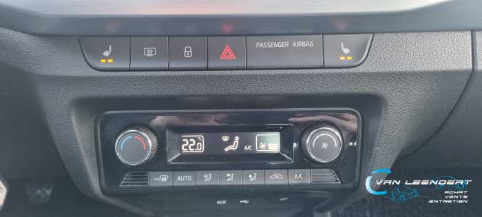 Skoda Fabia 1.0i Ambition, cruise,clim,pdc !!GARANTIE!! 