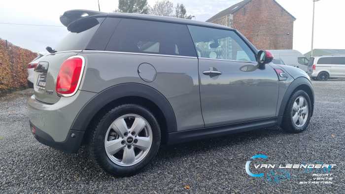 Mini Cooper look "cooper works" 