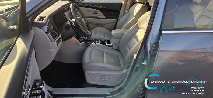 Ssang Yong Korando !!Boite auto!!Cuir!!24200 km !! GARANTIE!! 