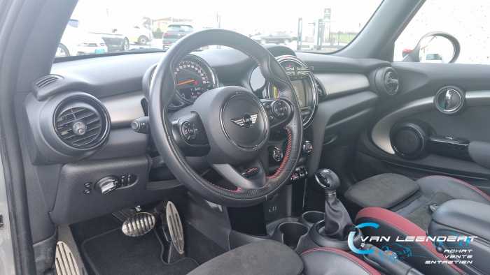 Mini Cooper look "cooper works" 