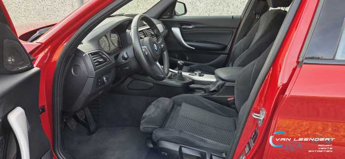 BMW 118i M-technic,GPS,PDC,... !!GARANTIE!! 