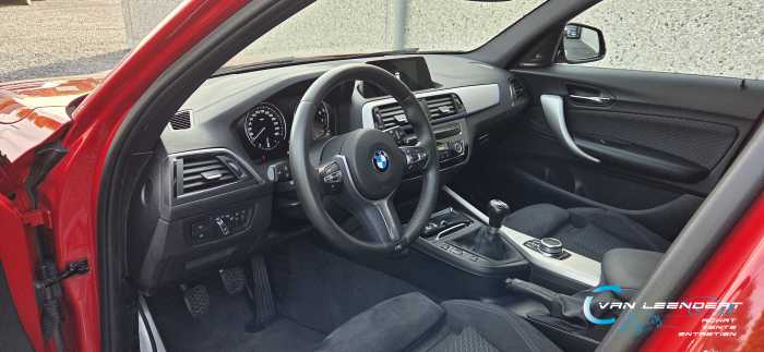 BMW 118i M-technic,GPS,PDC,... !!GARANTIE!! 
