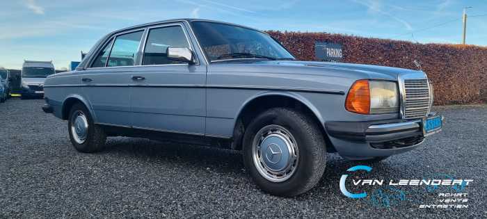 Mercedes W123 230E 136cv tOIT OUVRANT , DIRECTION ASSISTEE 