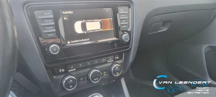 SKODA OCTAVIA SW 1.6 CR TDi Ambition, GPS,PDC,A/C,JA !GARANTIE! 
