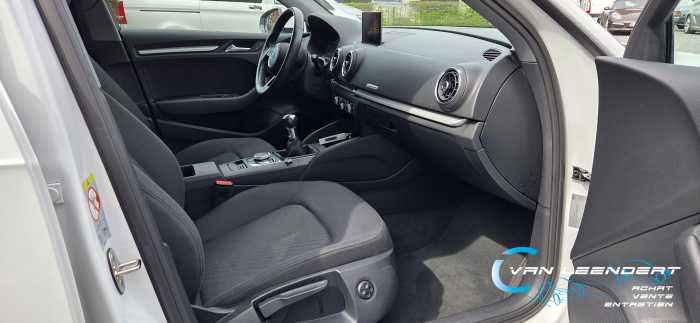 Audi A3 sportback !!! 60.000kms !!! JA 18",GPS,CLIM,XENON, PDC !!GARANTIE!! 