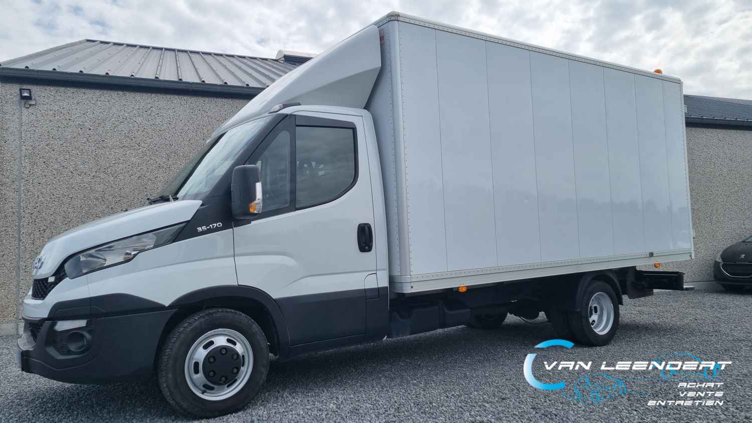 Iveco Daily 35C17 aluvan 