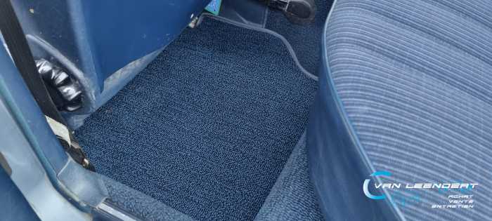 Mercedes W123 230E 136cv tOIT OUVRANT , DIRECTION ASSISTEE 