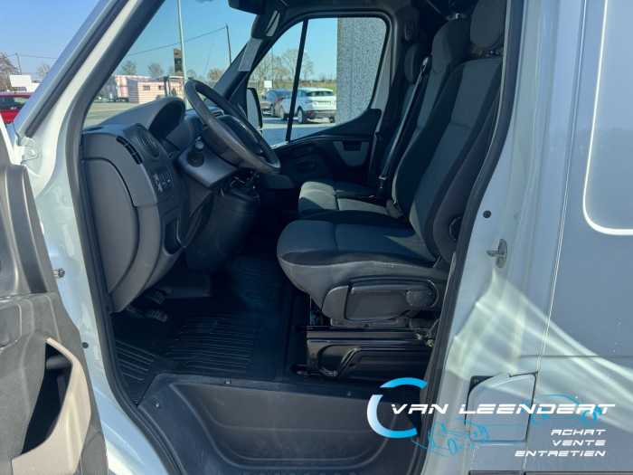 Renault Master 2.3 dCi 35 L3H2 Confort 