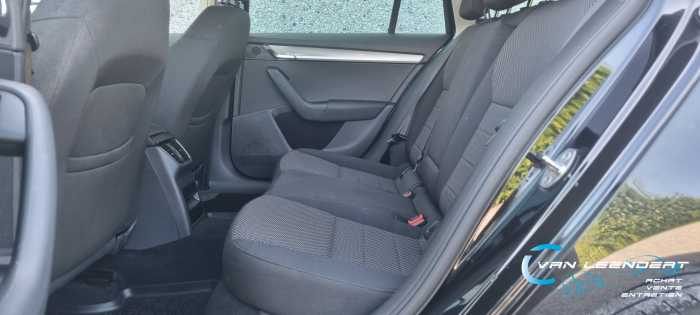 SKODA OCTAVIA SW 1.6 CR TDi Ambition, GPS,PDC,A/C,JA !GARANTIE! 