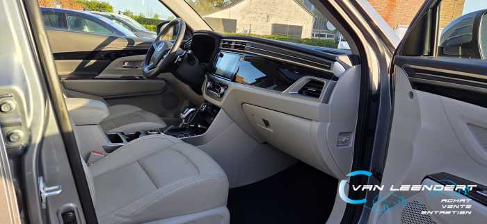 Ssang Yong Korando !!Boite auto!!Cuir!!24200 km !! GARANTIE!! 