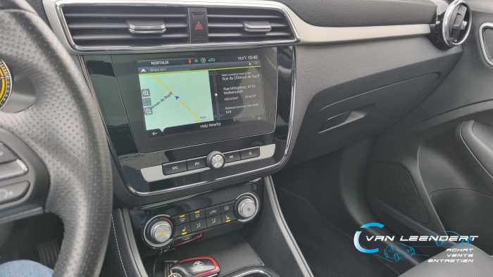 MG ZS EV 44.5 kWh EV Luxury 