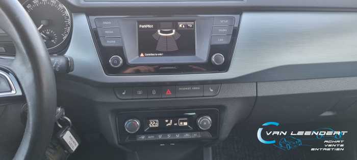 Skoda Fabia 1.0i Ambition, cruise,clim,pdc !!GARANTIE!! 