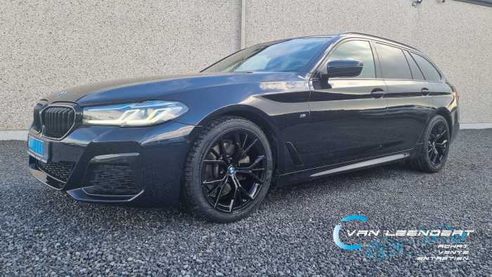 Photo du véhicule BMW 518d Touring dA MHEV,M technic,19",CAM,LAZER,! 