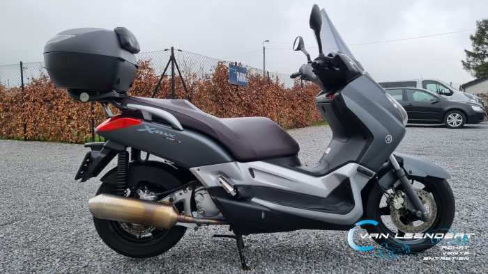 Yamaha XMAX 250 