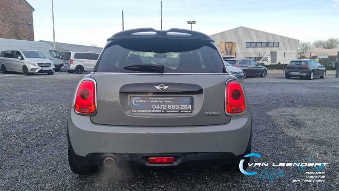 Mini Cooper look "cooper works" 
