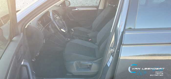 Volkswagen Tiguan 2WD  "ACTIVE" 