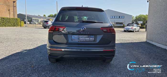 Volkswagen Tiguan 2WD  "ACTIVE" 