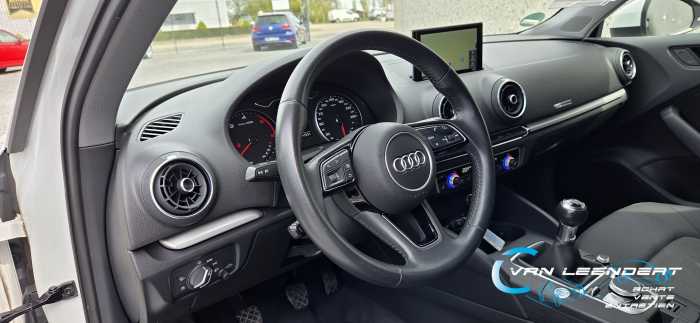 Audi A3 sportback !!! 60.000kms !!! JA 18",GPS,CLIM,XENON, PDC !!GARANTIE!! 