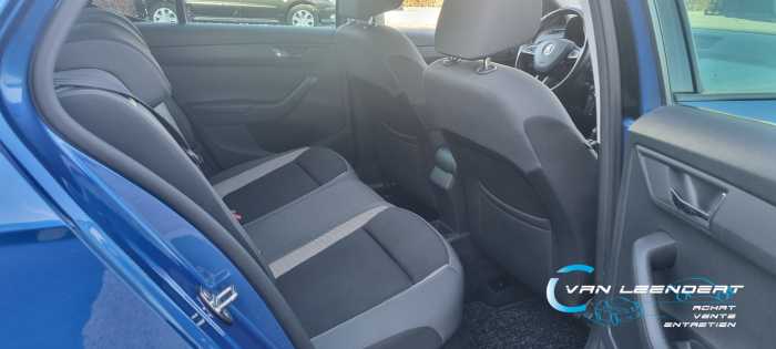 Skoda Fabia 1.0i Ambition, cruise,clim,pdc !!GARANTIE!! 