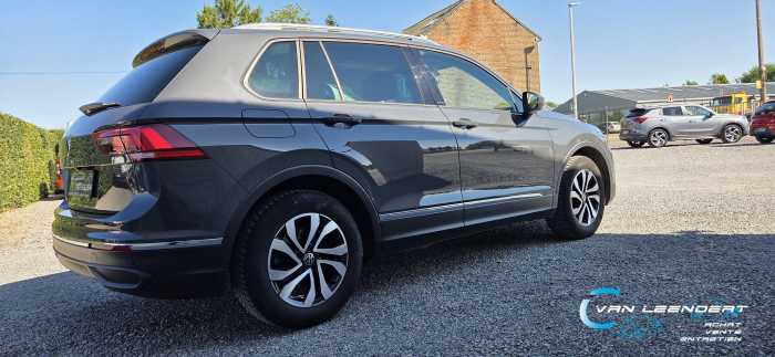 Volkswagen Tiguan 2WD  "ACTIVE" 