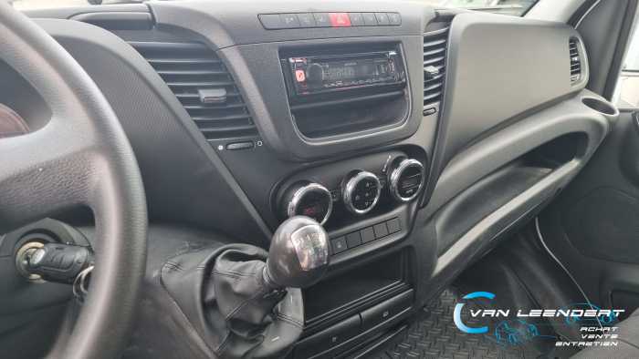 Iveco Daily 35C17 aluvan 