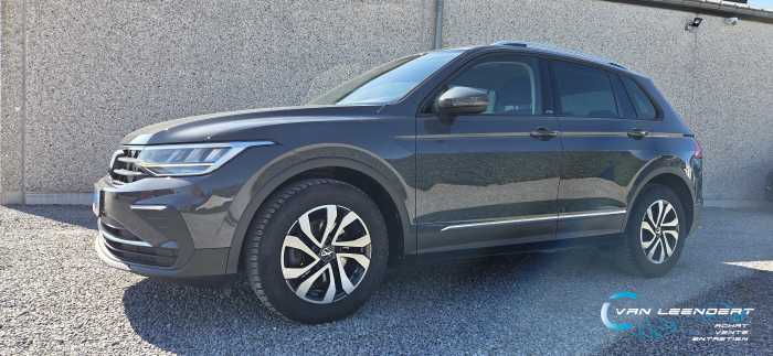 Volkswagen Tiguan 2WD  "ACTIVE" 