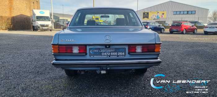 Mercedes W123 230E 136cv tOIT OUVRANT , DIRECTION ASSISTEE 
