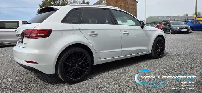 Audi A3 sportback !!! 60.000kms !!! JA 18",GPS,CLIM,XENON, PDC !!GARANTIE!! 