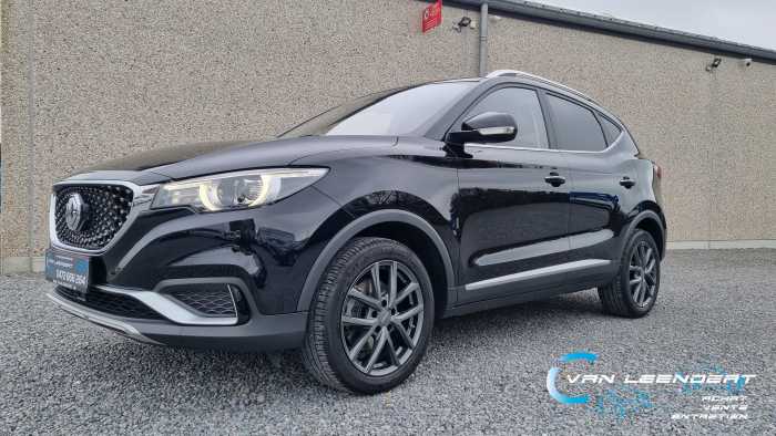 MG ZS EV 44.5 kWh EV Luxury 