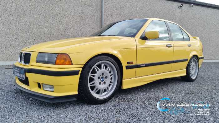 Photo du véhicule BMW 318Is IS PROCAR  LIMITED EDITION 2500 exemplaires. !! COLLECTOR !! 