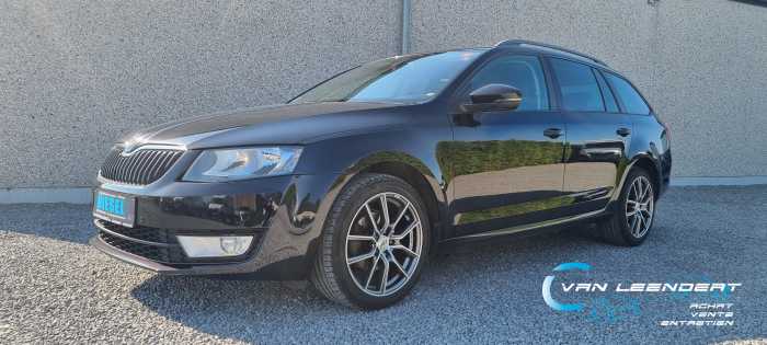 SKODA OCTAVIA SW 1.6 CR TDi Ambition, GPS,PDC,A/C,JA !GARANTIE! 
