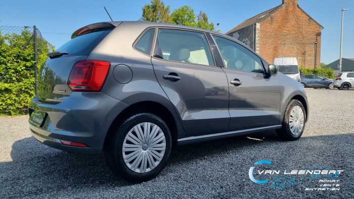 Volkswagen polo 1.0i Trendline,AIRCO,BT,USB  !! GARANTIE !! 