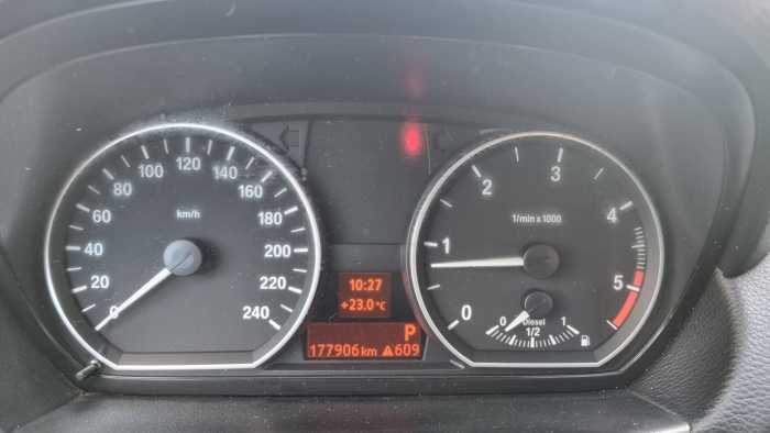 BMW 118d coupé D bte auto GPS,PDC,1er prop. !!GA 